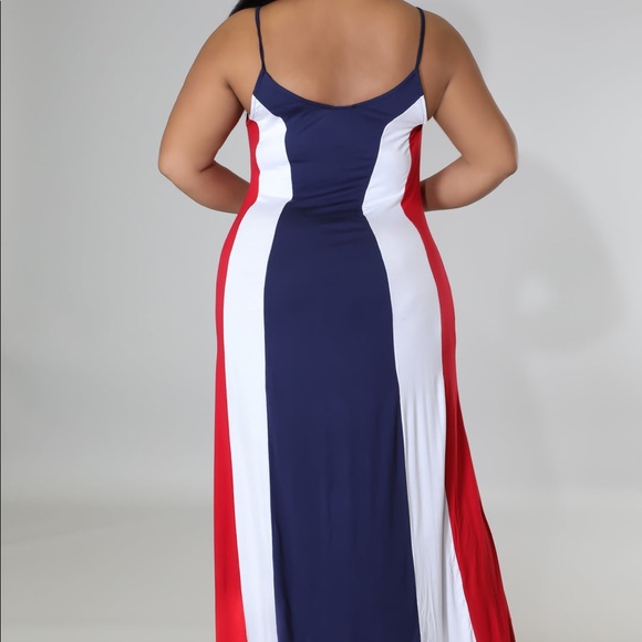 Independent Dress - Picture 3 of 3